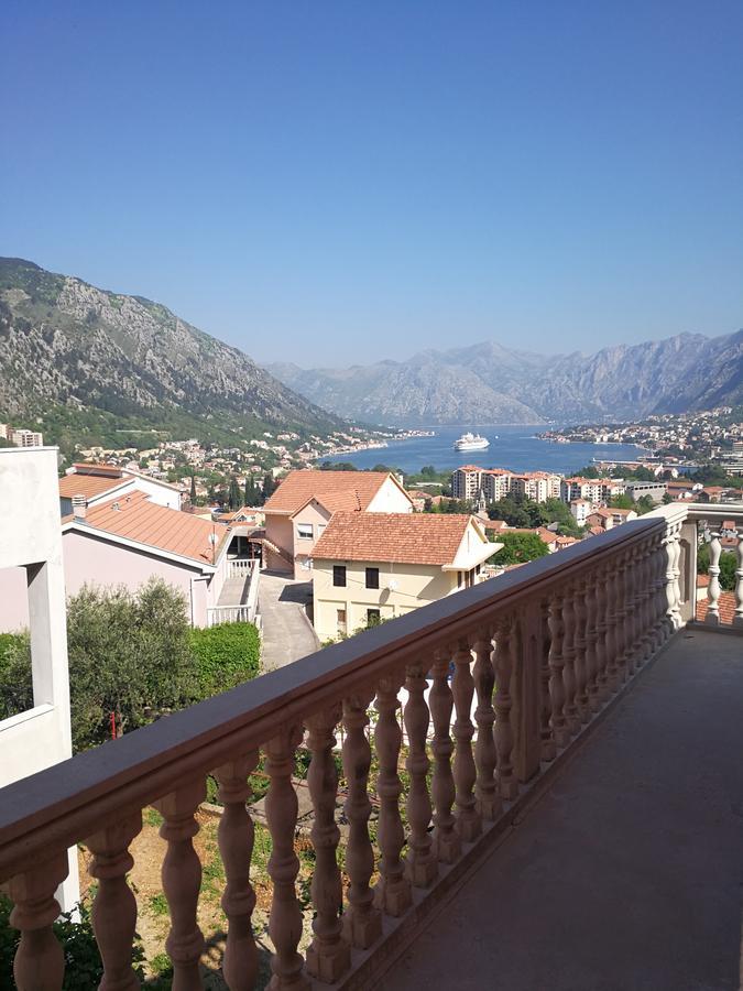 Apartment Misulino Kotor Exterior photo